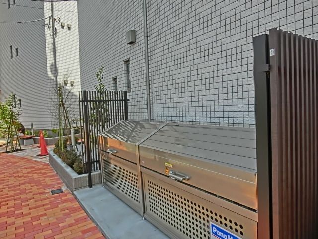 日暮里・舎人ライナー 扇大橋駅 徒歩2分 3階建 築14年の外観写真