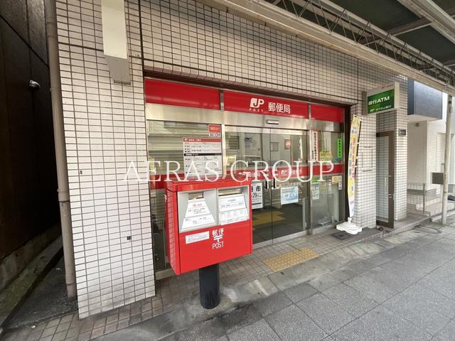 郵便局　横浜山元町郵便局（郵便局）まで173m
