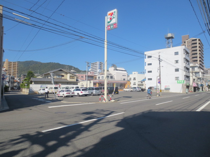 コンビニ　セブンイレブン広島三篠２丁目店（コンビニ）まで290m