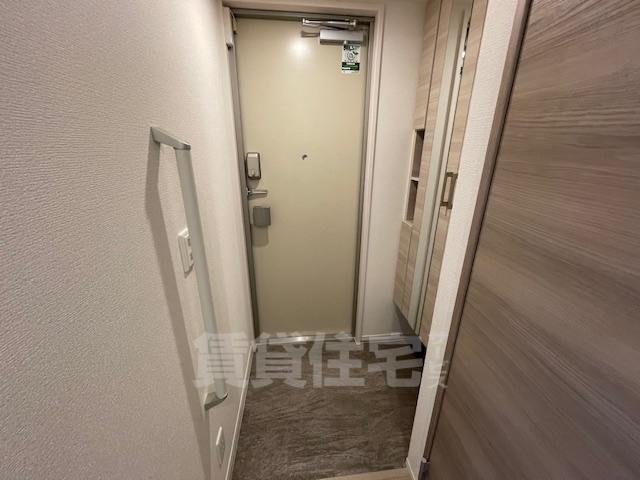 ＪＲ東海道本線 高槻駅 徒歩5分 3階建 築3年の玄関写真