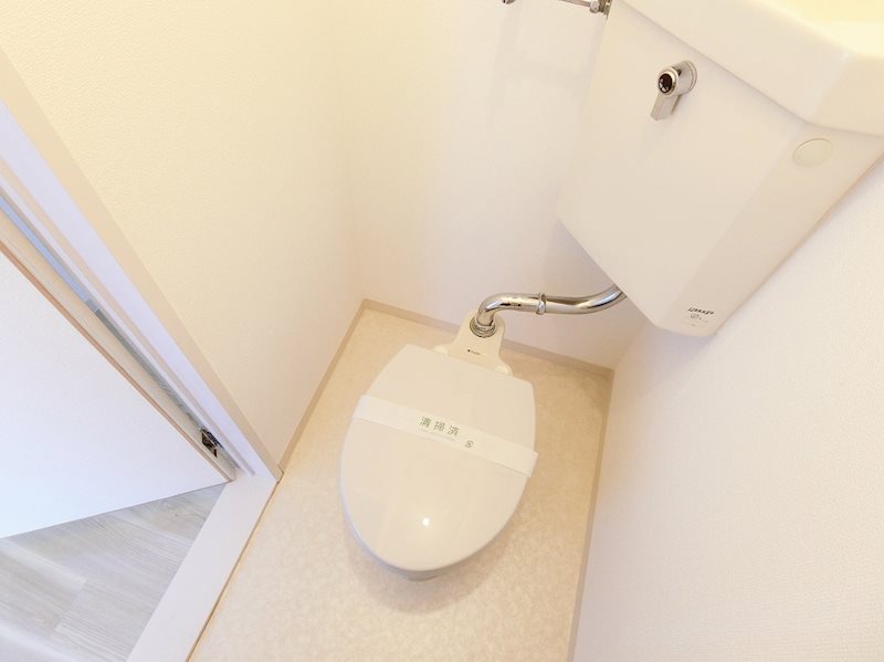 メゾングリシーヌA棟 当社管理物件のトイレ写真