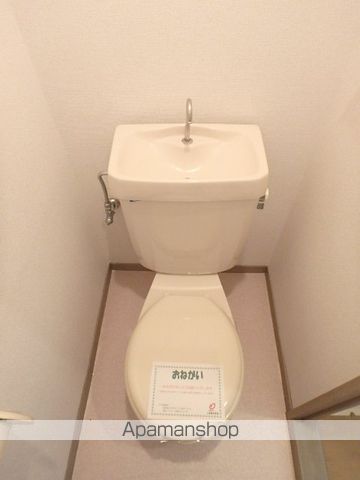 ＪＲ東海道本線 豊田町駅 バス乗車時間：15分 最寄りバス停で下車 徒歩83分 2階建 築33年のトイレ写真