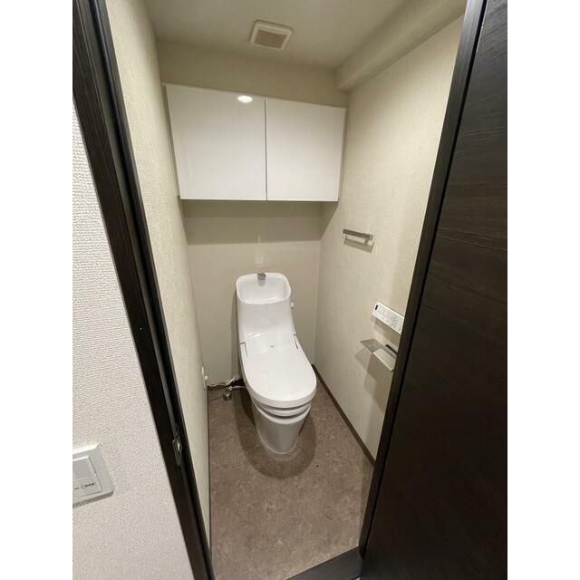 トイレ　（別タイプ参考写真）リヴィエール東十条　北区東十条5