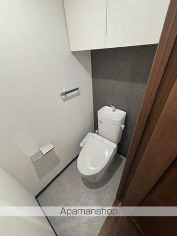 The Shinagawa East Residenceのトイレ写真