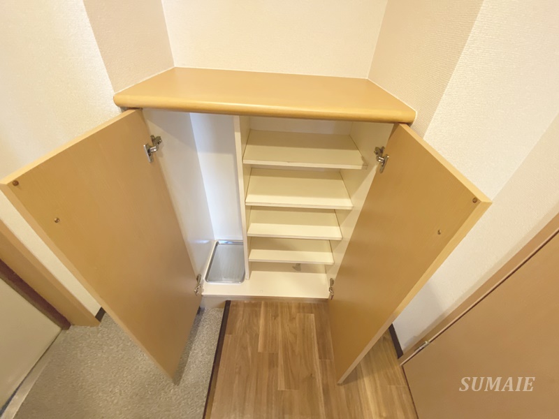 収納　シューズボックスです☆
