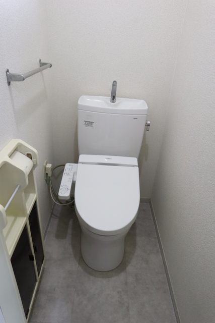 トイレ　トイレもきれいです