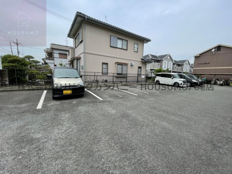 駐車場　カースペースがあります