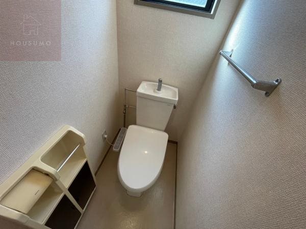 トイレ　トイレもきれいです