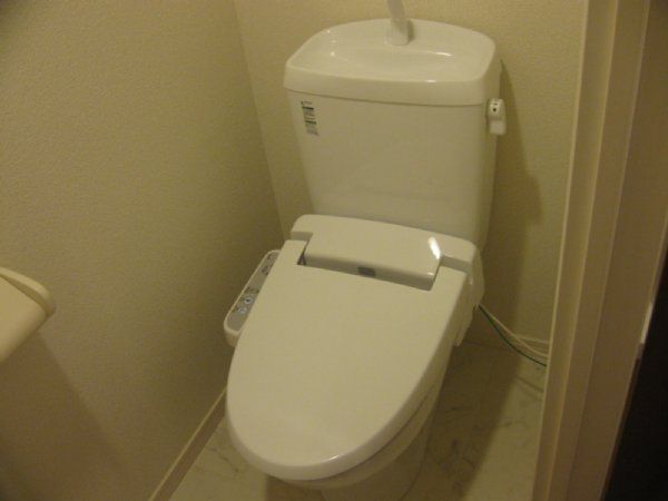 リブリ・サンセリテ2のトイレ写真