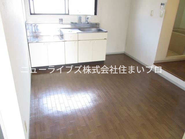 京阪本線 大和田駅 徒歩7分 2階建 築34年の居間写真