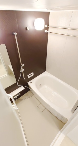 バス・シャワールーム　同マンションの別部屋参照
