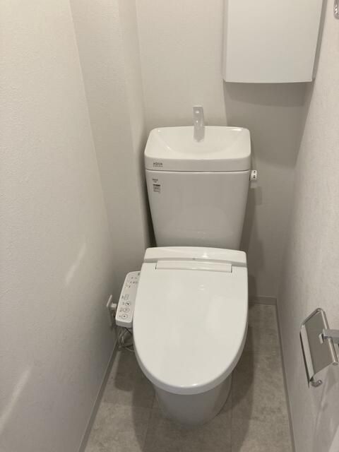 西武池袋線 保谷駅 徒歩5分 3階建 築1年のトイレ写真