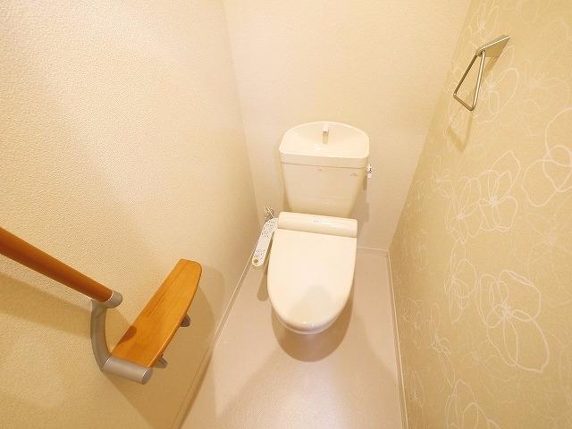 トイレ　ゆったりとした空間のトイレです