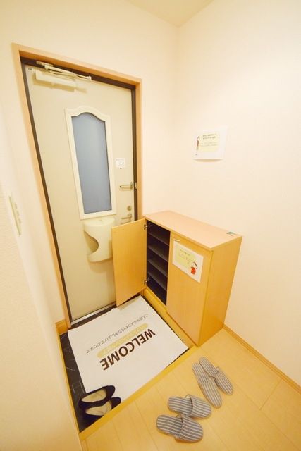 玄関　★シューズボックス付きの玄関です★