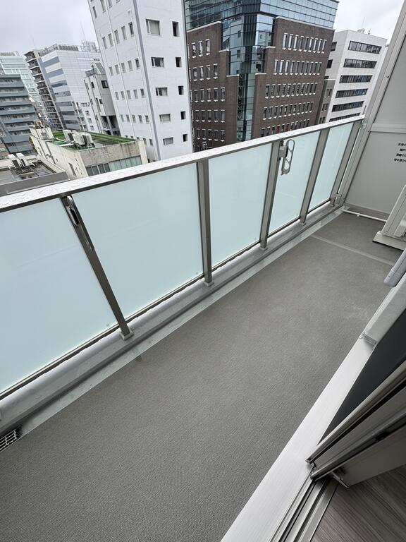バルコニー　陽当たり良好なバルコニーです