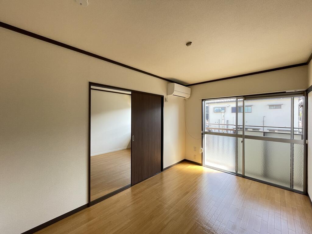 SHM コーポシャルマンの居間写真