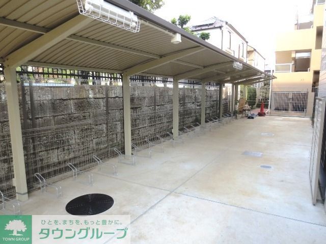 その他共有部分　★屋根付き駐輪場★