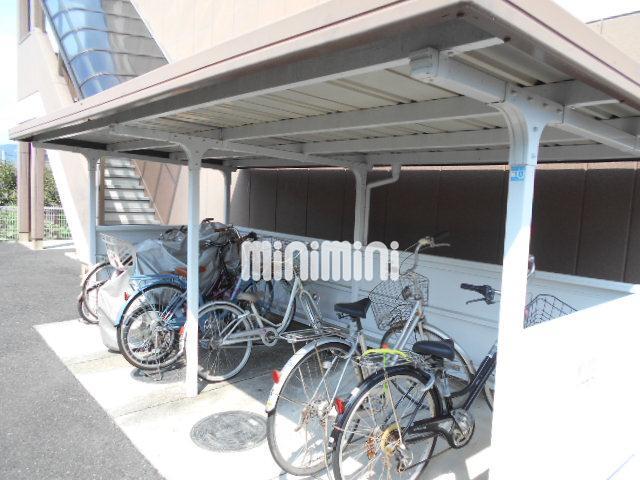 その他共有部分　屋根付の駐輪場です
