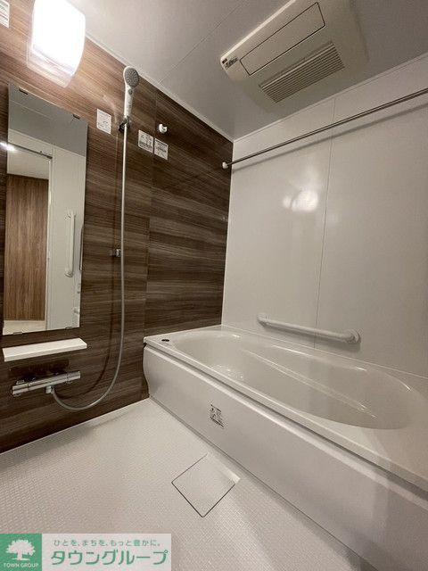 バス・シャワールーム　※写真は同タイプ住戸です。