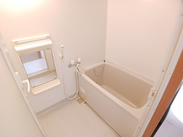 コンフォートスクエアの風呂写真
