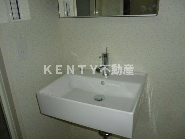 洗面設備　使いやすい洗面所です
