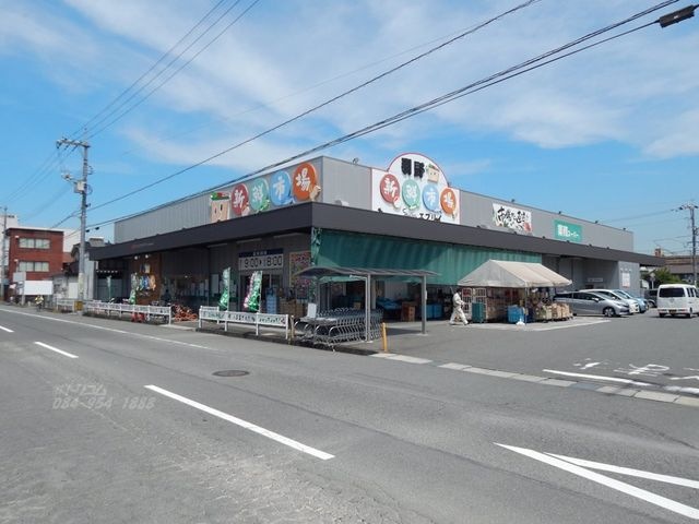 【福山市引野町のアパートのスーパー】