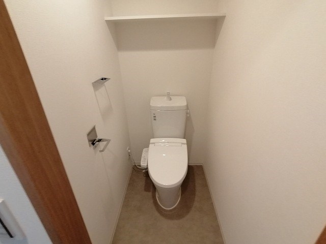 【AKADEMOS　Residenceのトイレ】