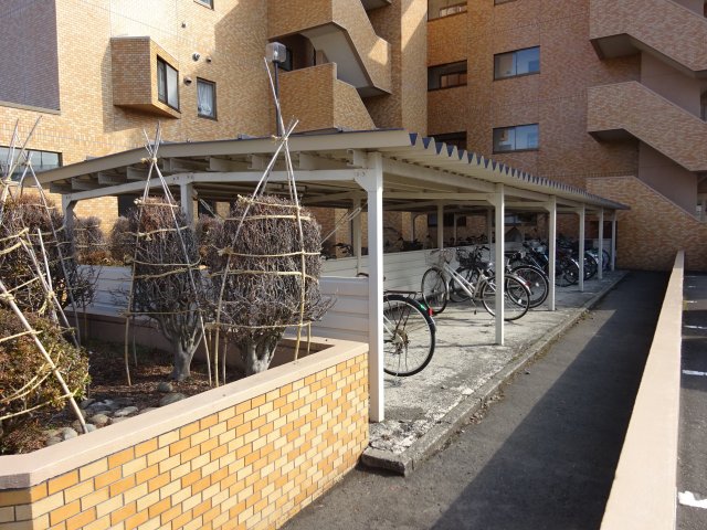 エントランス　駐輪場