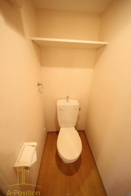 トイレ　エスリード新梅田