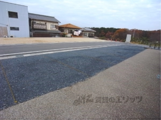 【ウィルヴィレッジ一里山の駐車場】