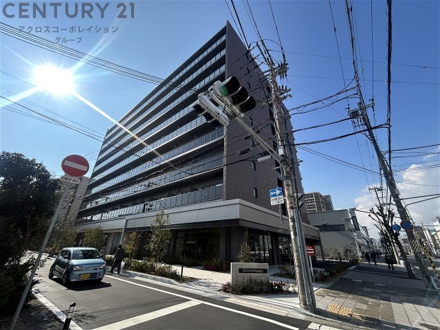 【西宮市深津町のマンションの建物外観】