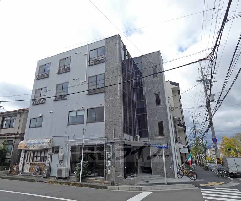 京都市左京区浄土寺西田町のマンションの建物外観