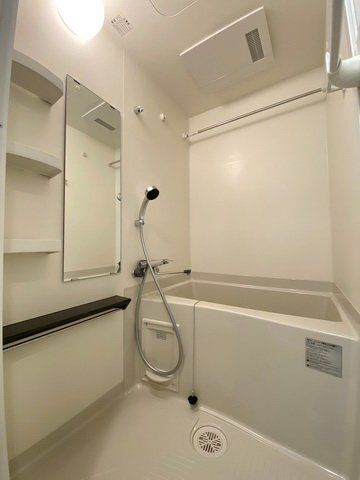 バス・シャワールーム　バス