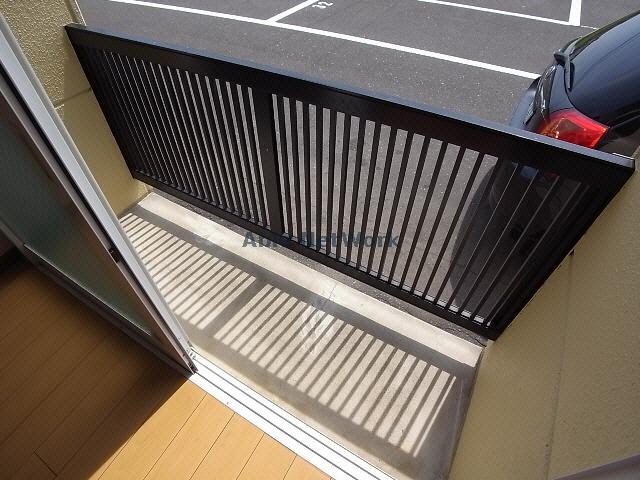 バルコニー　ベランダ