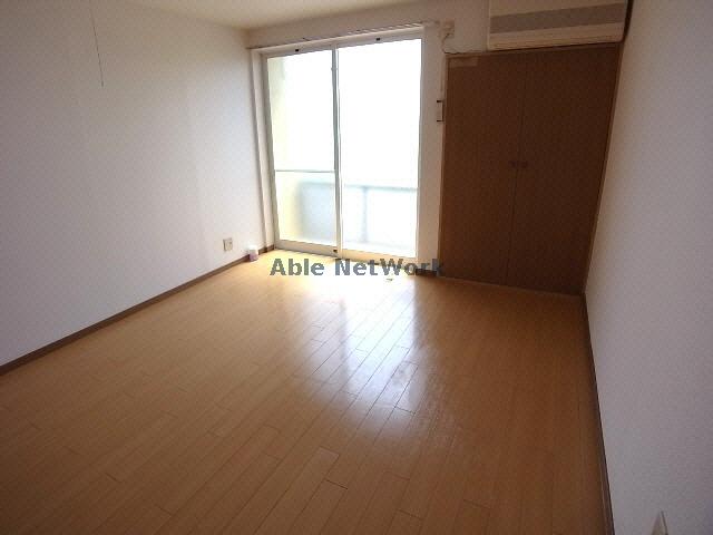 居室・リビング　洋室