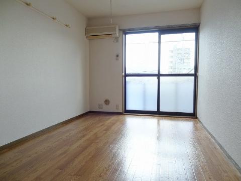 居室・リビング　洋室