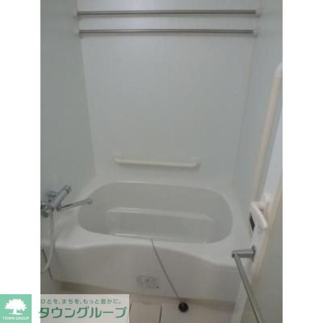 バス・シャワールーム　※写真は同タイプ住戸です。