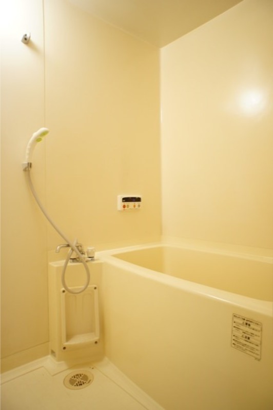 バス・シャワールーム　図面と現状に相違がある場合には現状を優先