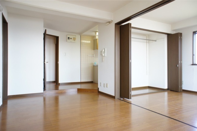 居室・リビング　図面と現状に相違がある場合には現状を優先