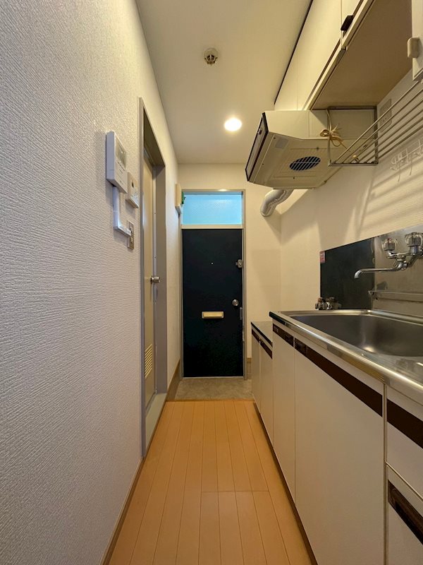 居室・リビング　※別部屋の参考写真です