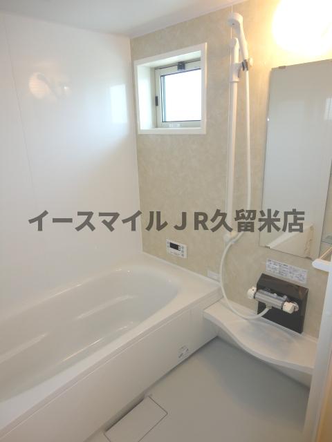 バス・シャワールーム　落ち着いた空間のお風呂です