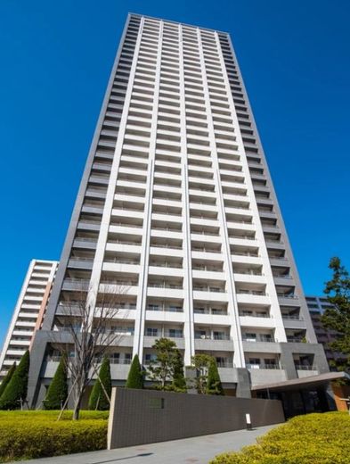 建物外観　高層階３３階