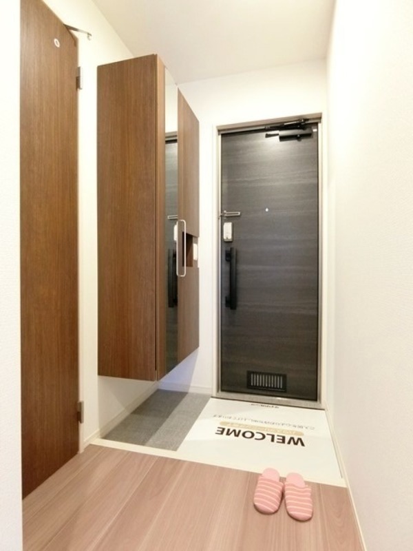 玄関　図面と現状に相違がある場合には現状を優先