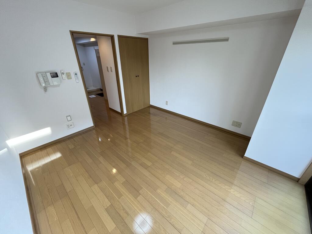 居室・リビング　※写真は別号室