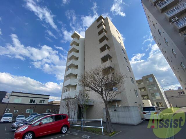 建物外観　札幌市中央区北十三条西「クレアシオン桑園」