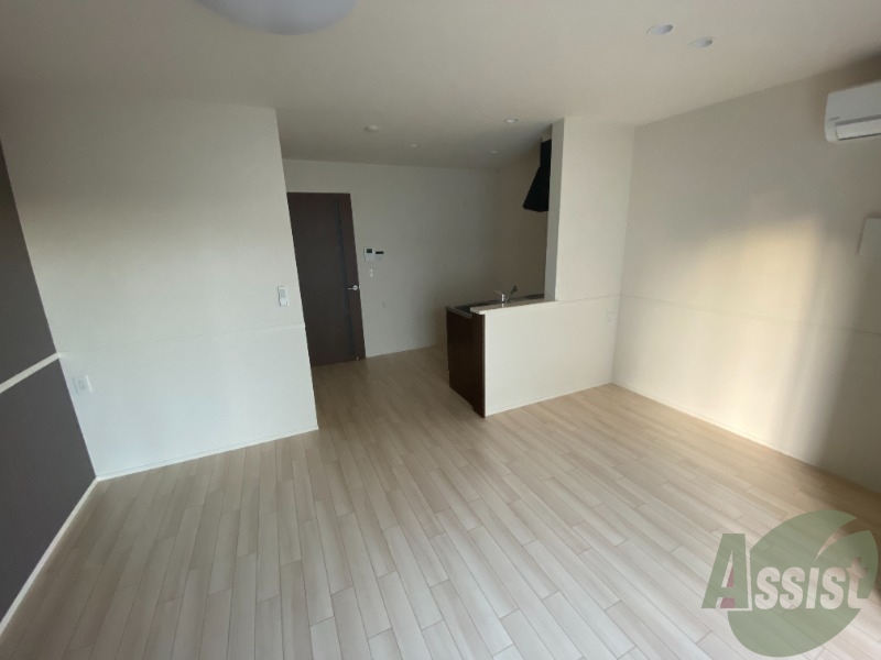 居室・リビング　リビングはこちら、南向きで陽当り良好なお部屋