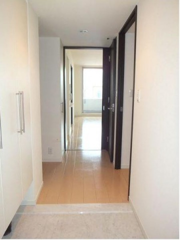 玄関　※別部屋参照