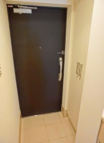 玄関　※別部屋参照