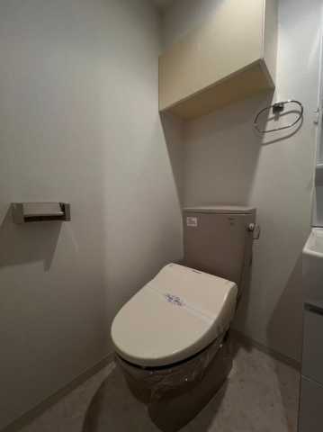 トイレ　別部屋の参考写真となります