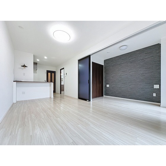 居室・リビング　※反転タイプ